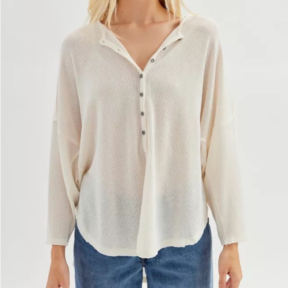 URBAN OUTFITTERS | Ribbed Soft Henley